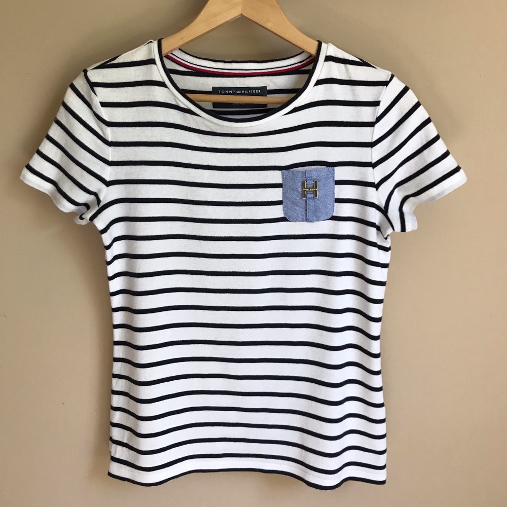 ❤️ Tommy Hilfiger Striped Pocket Tee
